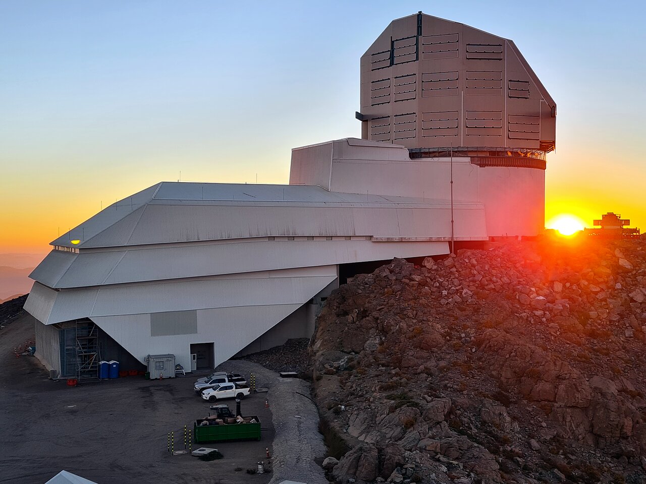 Vera C. Rubin Observatory auf dem Cerro Pachón in Chile